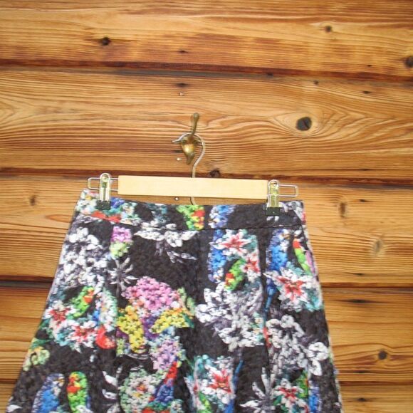 Black Parrot Bird Print Floral Full Skirt - Picture 5 of 8
